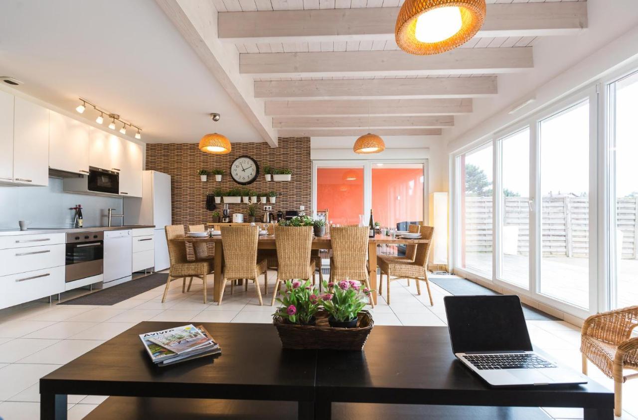 LES MAISONS SOLAIRES 4 Gîtes pour 8 à 16 pers Contact O6614O9II9 Griesheim-près-Molsheim Extérieur photo